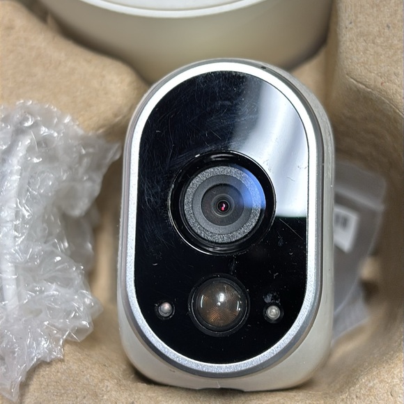 Arlo Wire-Free HD Security Camera System! - Picture 7 of 7